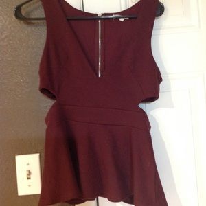 Maroon medium top very classy/sexy